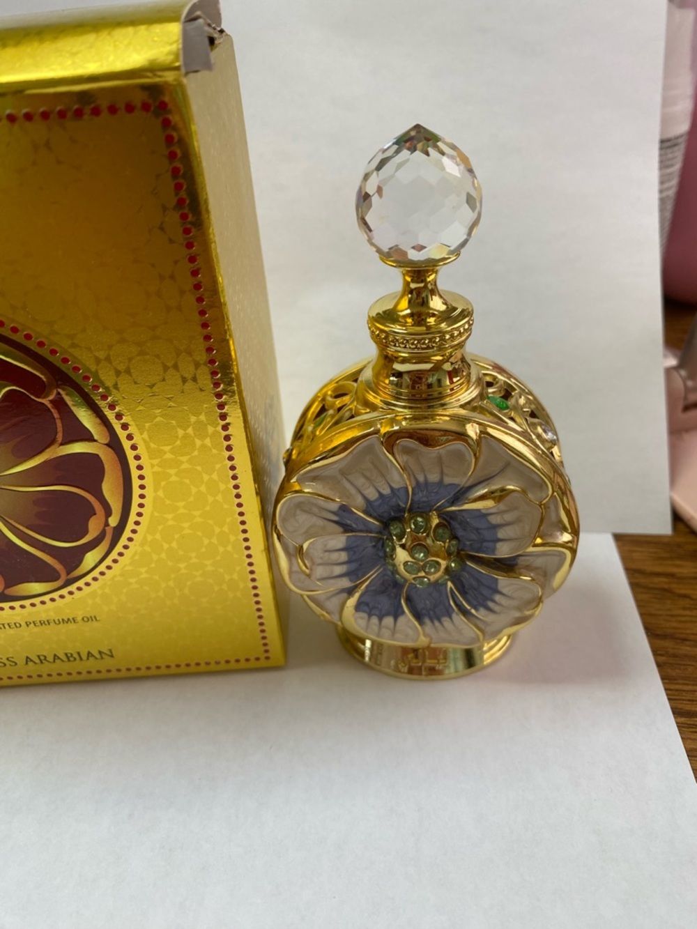 Swiss Arabian Layali Concentrated Perfume Oil - Gold & Burgundy - Picture 3 of 3